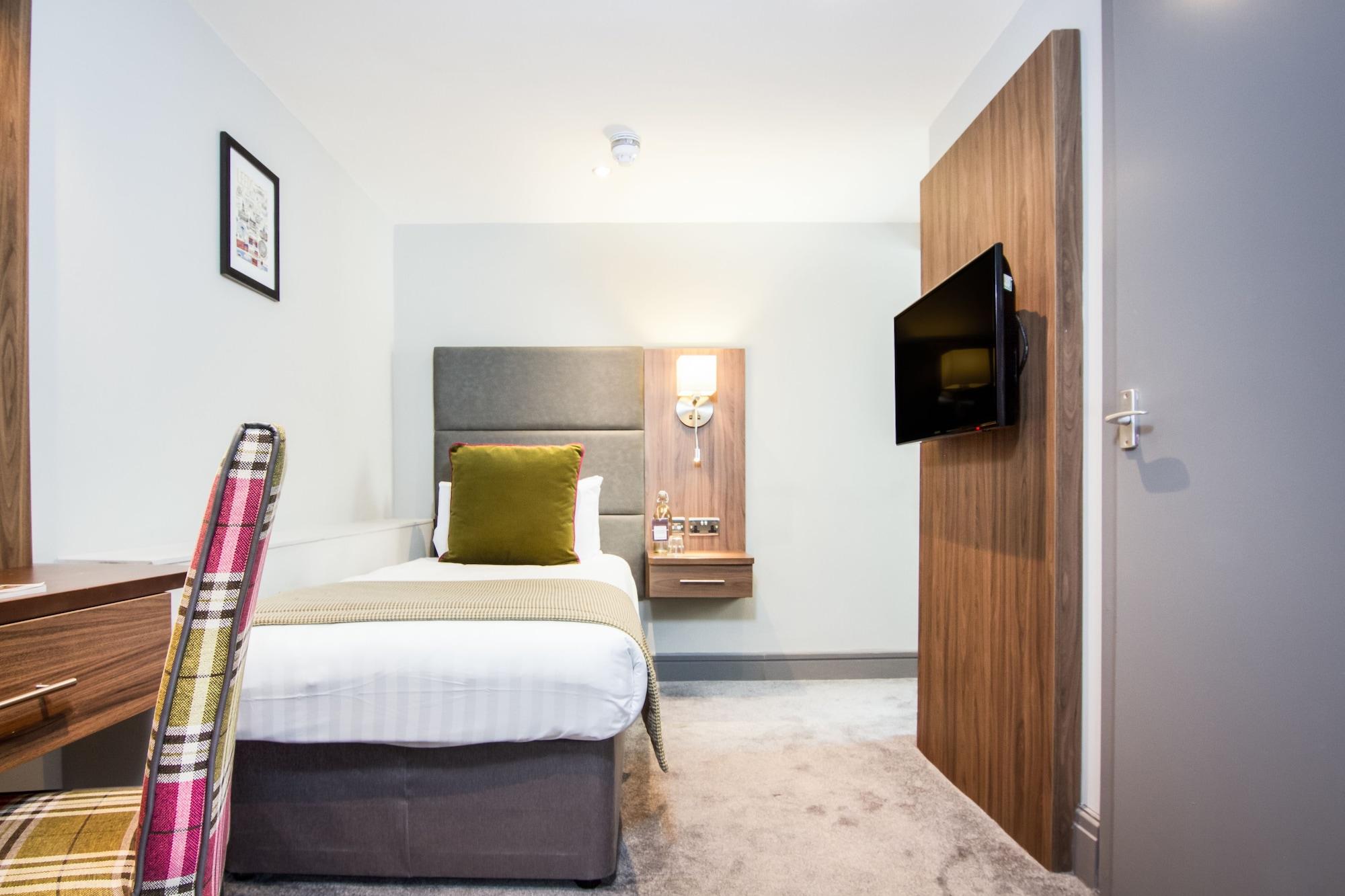 Отель The Yorkshire 4*